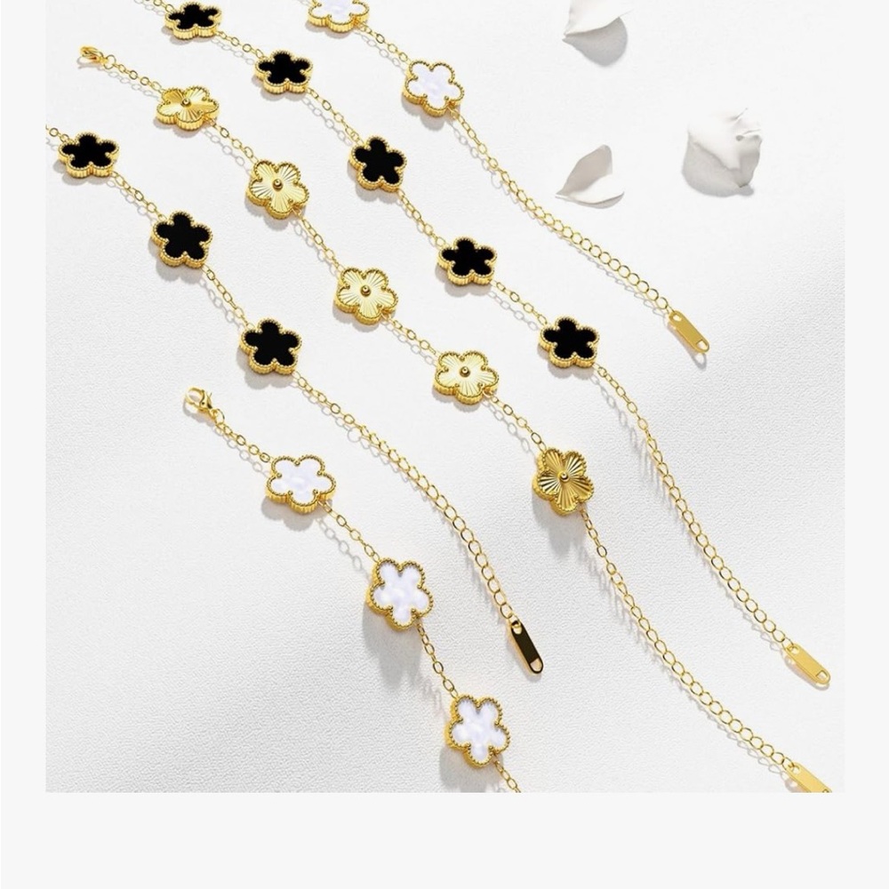 1 Elegant Stainless Steel Flower Bracelet